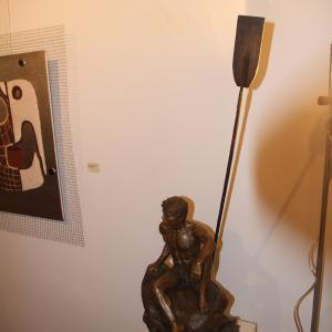 FOTO mostra LA FORMA E LA LUCE NASCOSTA.