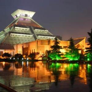 New Expression of World Art Exhibition , HENAN MUSEUM , Zhengzhou ,CHINA New Expression of World Art Exhibition , HENAN MUSEUM , Zhengzhou ,CHINA