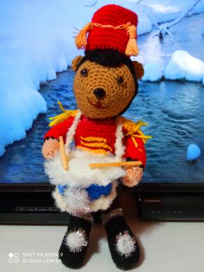 Che la notte di Natale brilli per voi di luce, di grazia e di amore. Buon Natale.