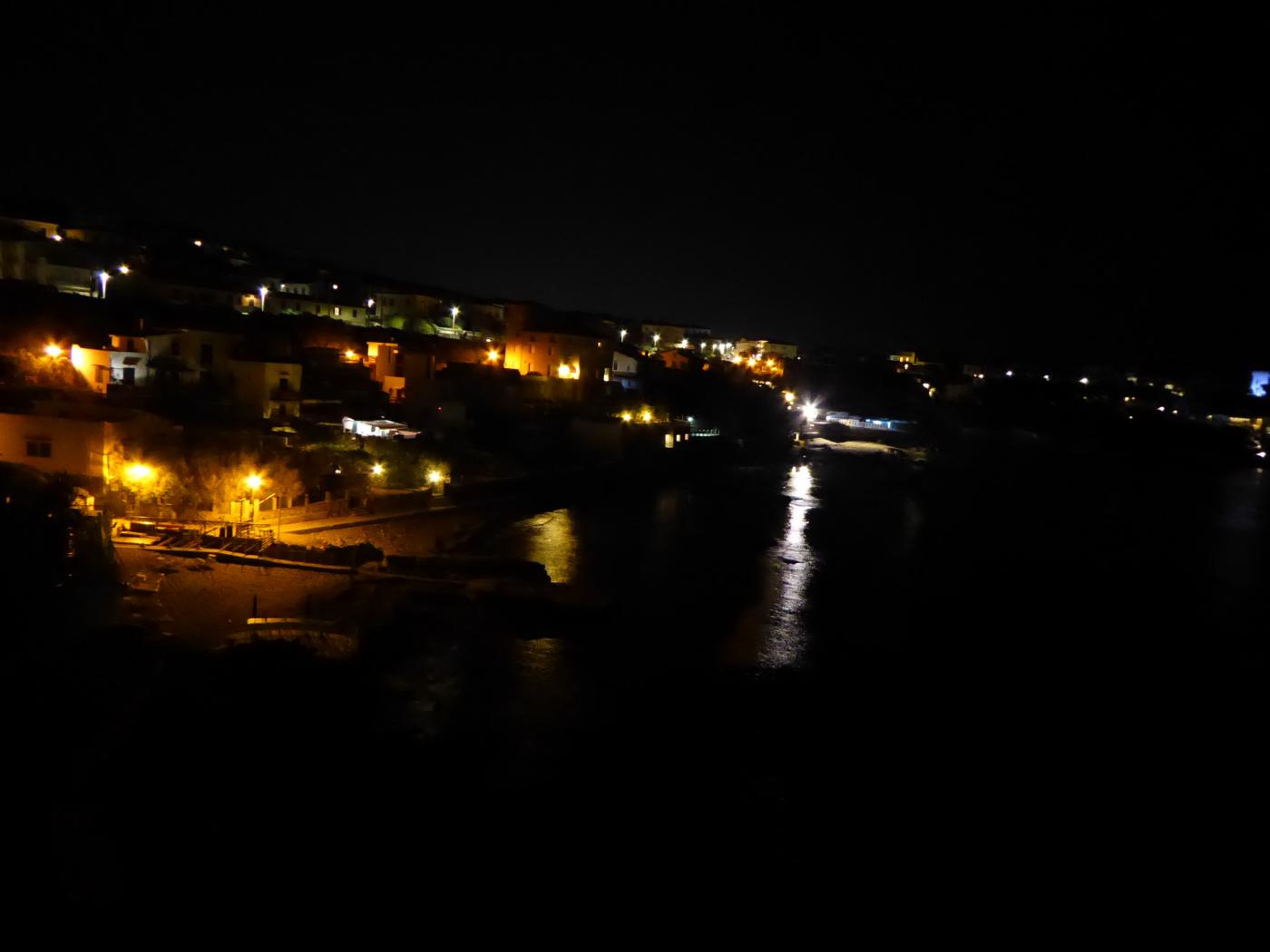 My poem, "Behind closed windows", will be included in the anthology of the National Prize My poem, "Behind closed windows", will be included in the anthology of the National Prize