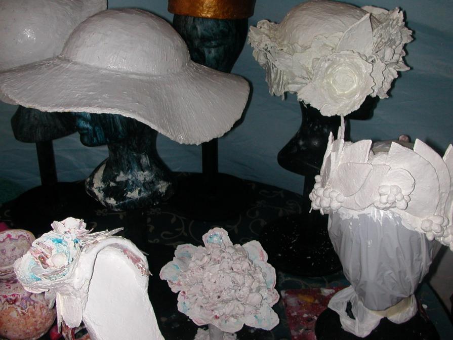 La materia prende forma e teoria del metamorfismo cromatico