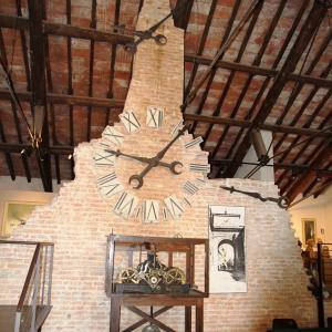 OLTRE L'OBIETTIVO - FOTOGRAFIA E SCULTURA AL CASTELLO DEI GONZAGA