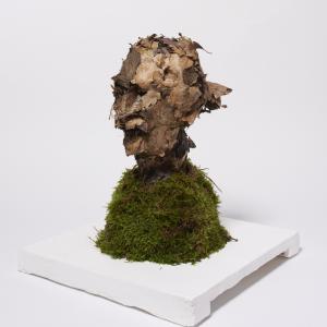 Impression of Eliezer | Mud, leaves and moss | 45 x 20 x 20 cm