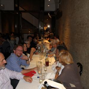 FOTO mostra LA FORMA E LA LUCE NASCOSTA.