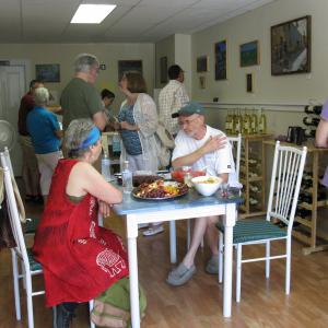 Dipinti di Carla Strozzieri sono in mostra a "Dai Vigneti," Quadri di Carla Strozzieri