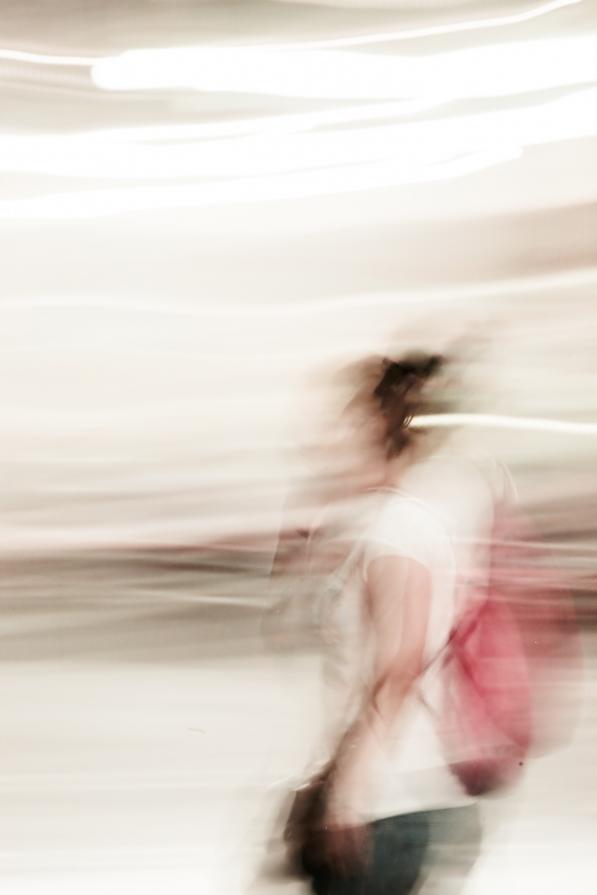 NIGHT VISITORS (soft light)