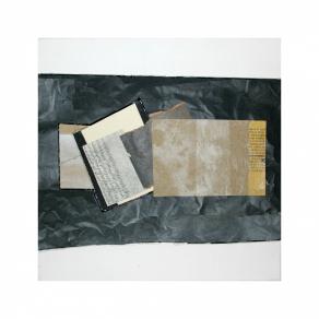 collage sul grigio mutevole