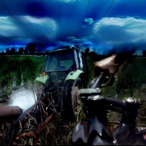 scorrre accanto a me l'acqua lungo la via dei miracoli,non inquiniamola..è utile.