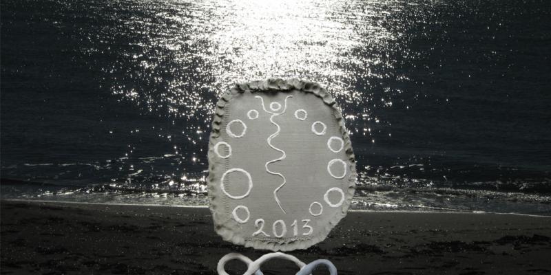 Welcome 2013, splash us with light!!!