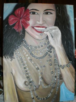 Polinesiana con collana di perle