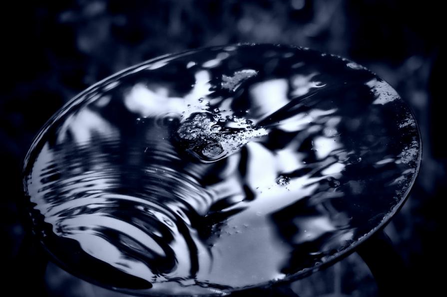 Lo specchio dell'illusione 