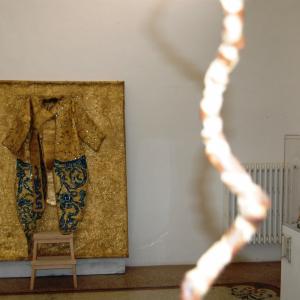 “Verb and image of writing”