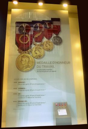 Honneur au travailleurs !