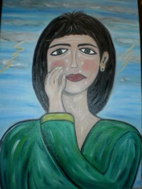 Donna che si asciuga lacrime con mano