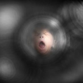 apri gli occhi , solo una fototessera devo farti!!!!!