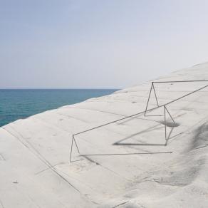 Portable wires ( white wall) Portable wires ( white wall)