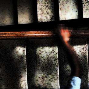 Paura di tornare a casa   ( Scared to return home ) 