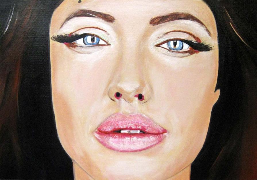 Angelina Jolie