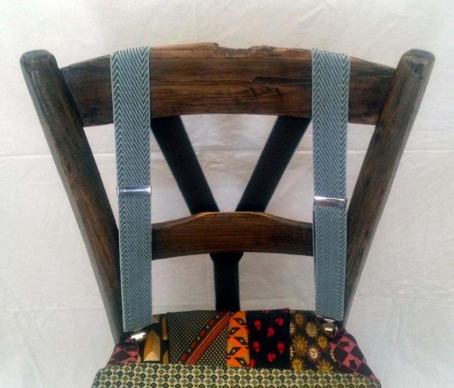 La Cravatta si è Seduta