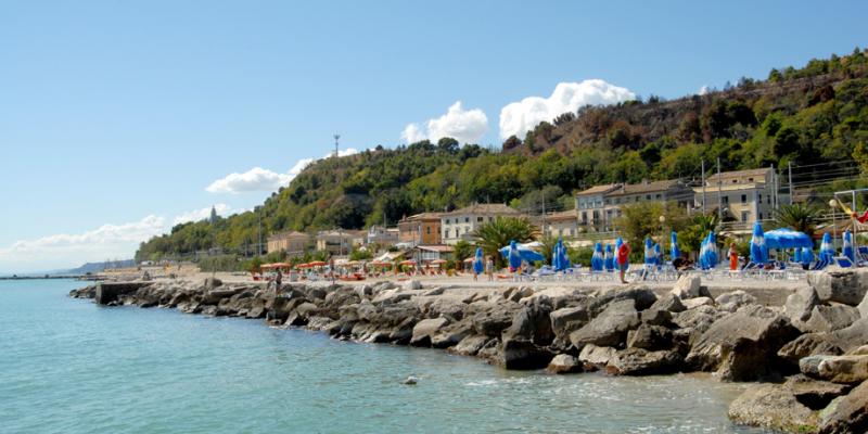 MOSTRA D'ARTE  A PEDASO 