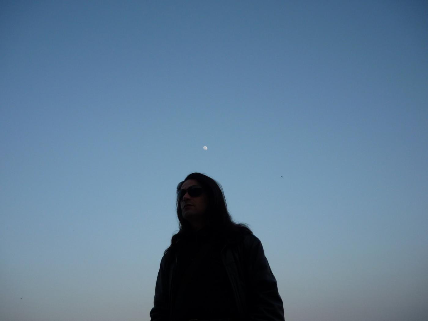 Reading di poesia "12 MINUTI A TOKYO" Reading di poesia "12 MINUTI A TOKYO"