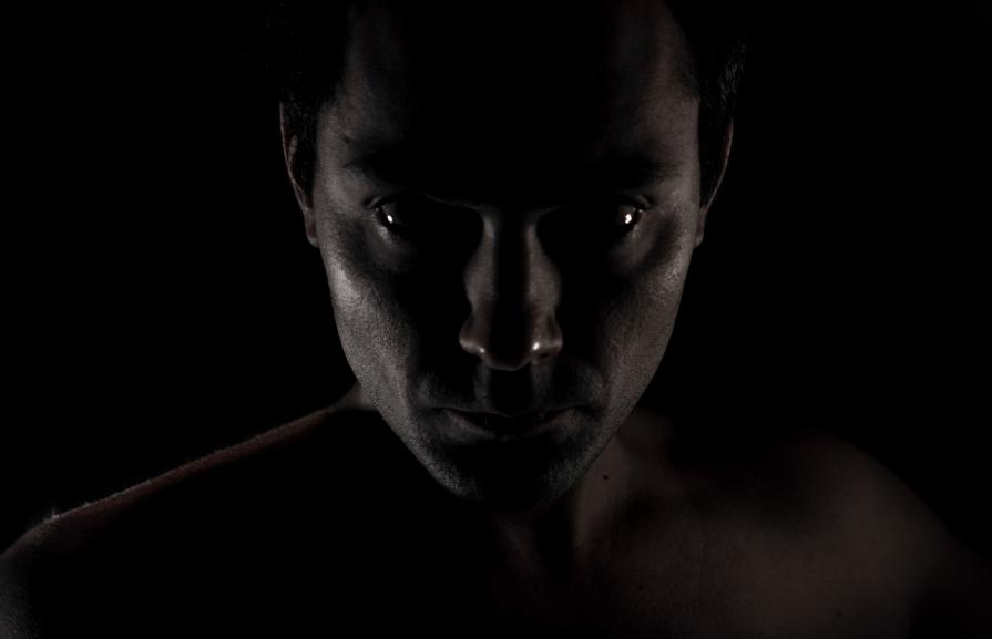 Senza Luce - Autoritratto