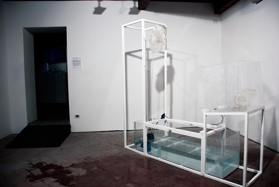 Fontanella disgregante per autoritratto Fontanella disgregante per autoritratto