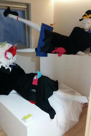 I gave traditional piece fabric art works to Hundertwasser