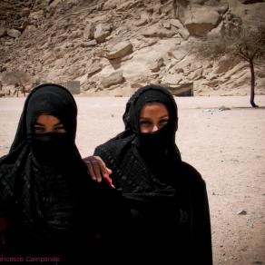 Bedouin girls, Sinai - 2007