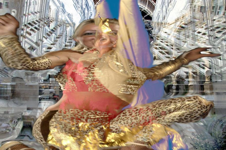 "Danzando tra i palazzi"   2009