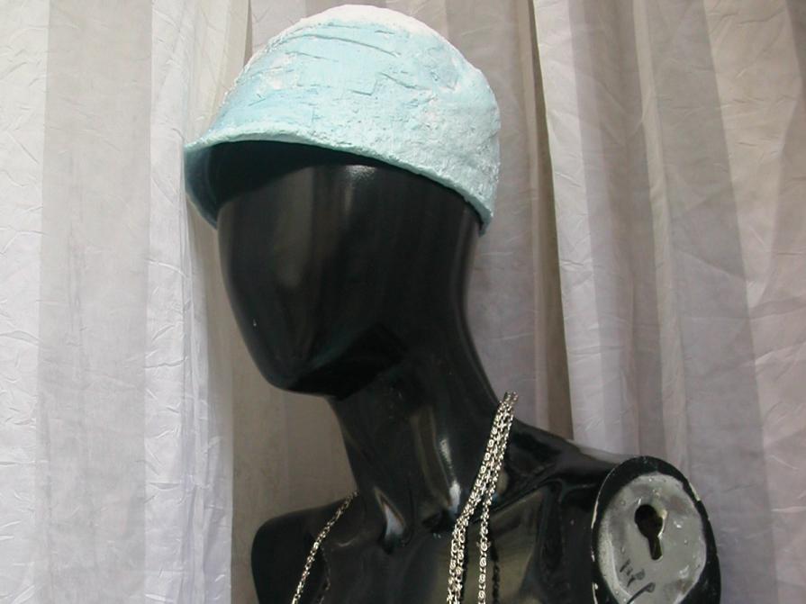 La materia prende forma e teoria del metamorfismo cromatico