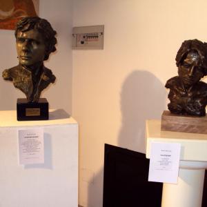 FOTO mostra LA FORMA E LA LUCE NASCOSTA.