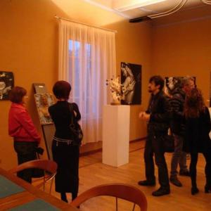 SPLENDIDA INAUGURAZIONE quella di PRESENZE a Modena.