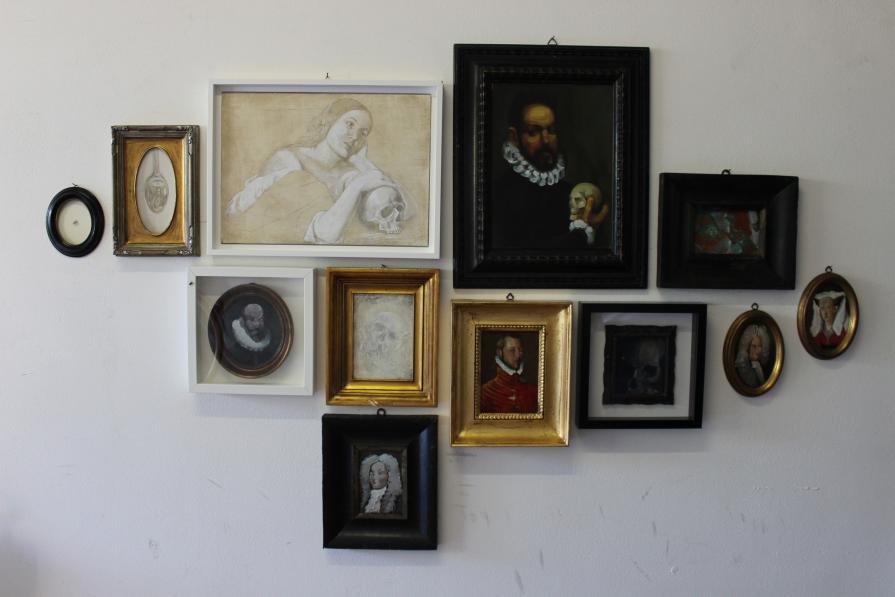 mini quadreria gotica