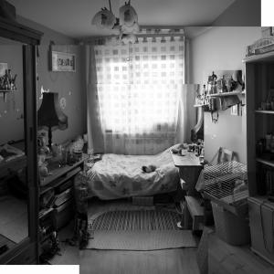 I don't care. Disintegration. Ola age 27. I don't care. Disintegration. Ola age 27.