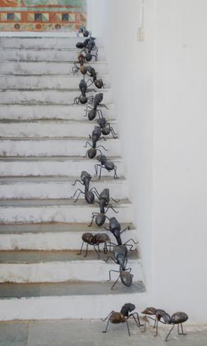 nude descending staircase