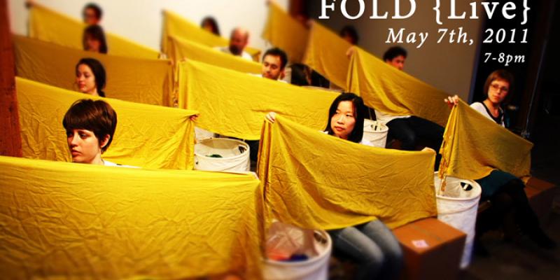 FOLD - Le molteplice performance in spazi pubblici di Surabhi Saraf. FOLD - Le molteplice performance in spazi pubblici di Surabhi Saraf.