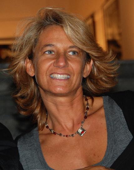 Intervista a Maria Teresa Capacchione sul lavoro dell'artista Annu Palakunnathu Matthew