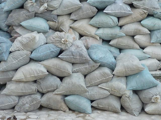 TRACCE SVELATE 2011 - Personale Sergio Iaquinta - Frammenti TRACCE SVELATE 2011 - Personale Sergio Iaquinta - Frammenti