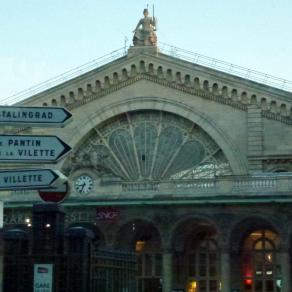 La gare vue de l'autobus