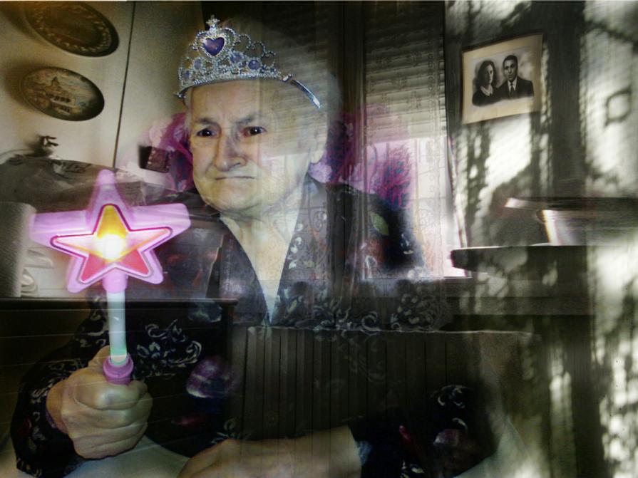 Mia mamma PIna è tornata a casa...  ( irr-rompente )