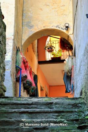 Reti di pescatore sul lago di Como - Networks of fisherman on Lake Como