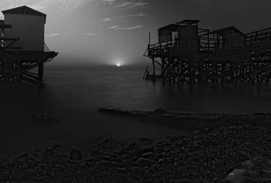 Fine di una giornata senza colori