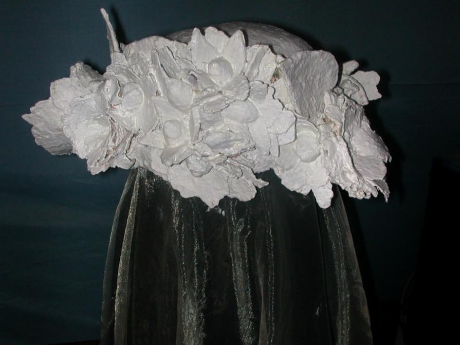 La materia prende forma e teoria del metamorfismo cromatico