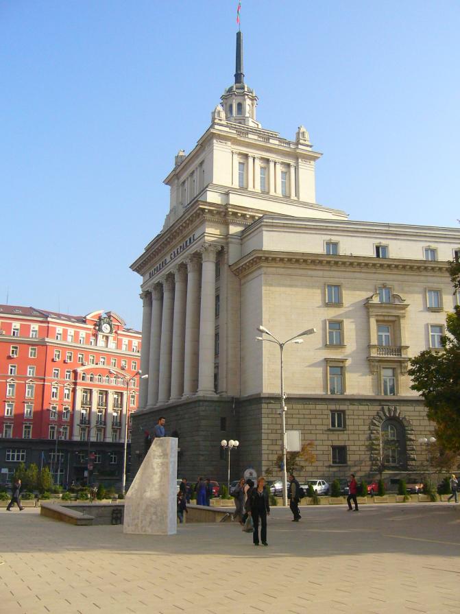 Ready for Low Budget Revolution Ready for Low Budget Revolution