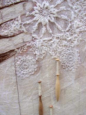 dettaglio ricamo "matildes mend"