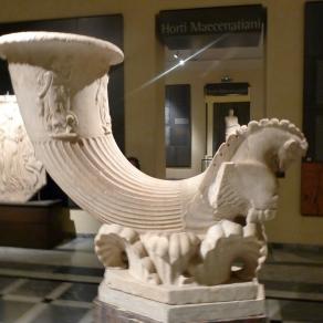 Fontana come corno potorio di Mecenate 