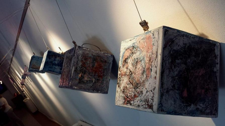 Frammenti della mia esistenza, schegge del mondo che respiro.