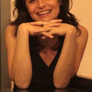 BETWEEN MUSIC AND POETRY BETWEEN MUSIC AND POETRY