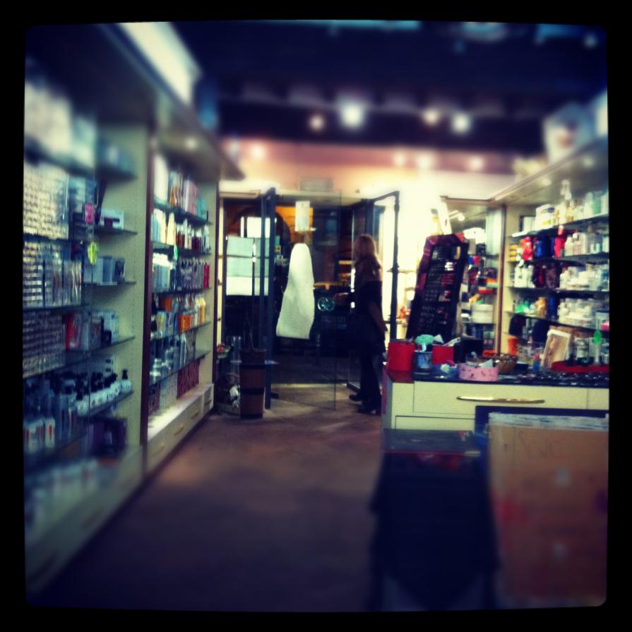 ShopInside: a client go away... (Instagram' Project)